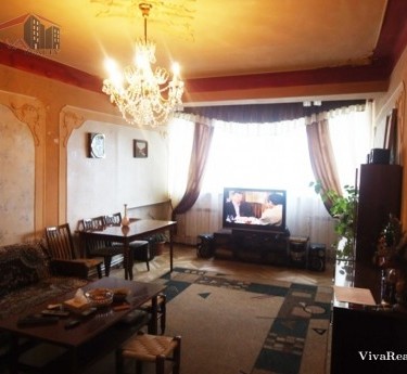 Apartment, 5 rooms, Yerevan, Arabkir - 1