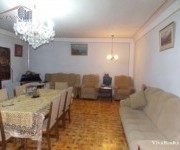 House, 3 floors, Yerevan, Arabkir