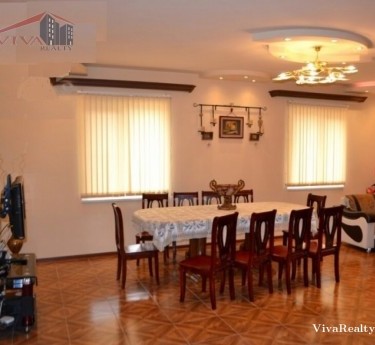 House, 3 floors, Yerevan, Malatya-Sebastya - 1