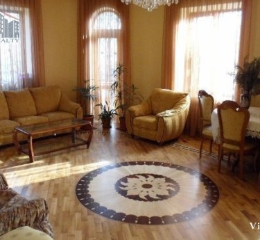 Apartment, 4 rooms, Yerevan, Downtown - 1