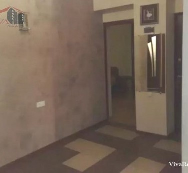 Apartment, 4 rooms, Yerevan, Arabkir - 1