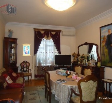 Apartment, 4 rooms, Yerevan, Arabkir - 1