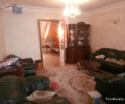 Особняк, 3 этажей, Ереван, Арабкир
