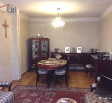 House, 2 floors, Yerevan, Arabkir - 1