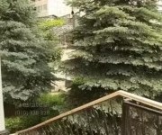 House, 4 floors, Yerevan, Downtown