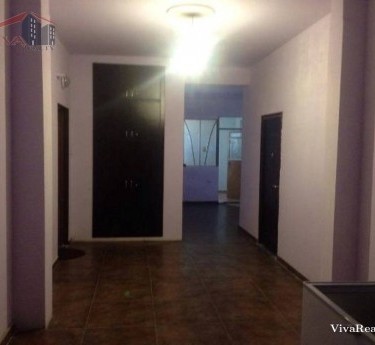 Apartment, 4 rooms, Yerevan, Arabkir - 1