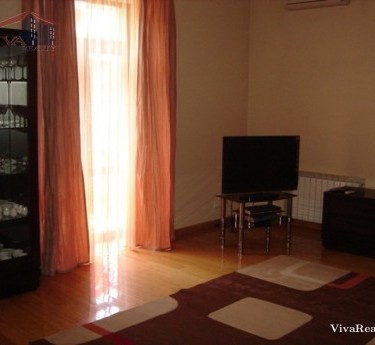 Apartment, 2 rooms, Yerevan, Downtown - 1