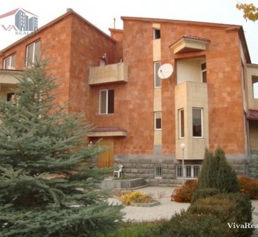 Особняк, 3 этажей, Ереван, Еребуни - 1