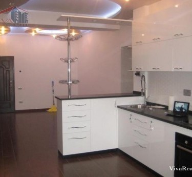 Apartment, 3 rooms, Yerevan, Arabkir - 1