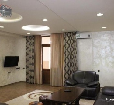 Apartment, 4 rooms, Yerevan, Downtown - 1