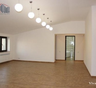 Apartment, 4 rooms, Yerevan, Downtown - 1