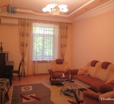 Apartment, 2 rooms, Yerevan, Downtown - 1