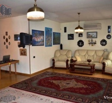 Квартирa, 5 комнат, Ереван, Центр - 1