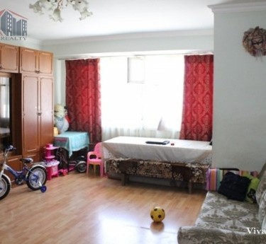 Квартирa, 4 комнат, Ереван, Арабкир - 1