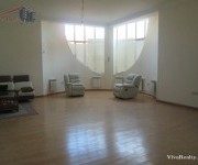 Особняк, 3 этажей, Ереван, Малатиа-Себастиа - 3