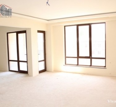 Apartment, 4 rooms, Yerevan, Arabkir - 1