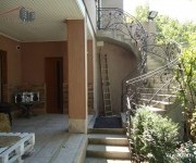 House, 4 floors, Yerevan, Downtown