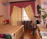 House, 3 floors, Yerevan, Arabkir - 13