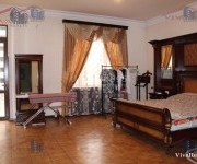 House, 3 floors, Yerevan, Arabkir - 19