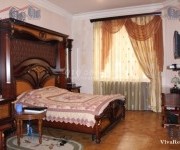 House, 3 floors, Yerevan, Arabkir - 22