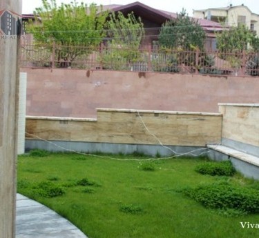 House, 3 floors, Yerevan, Avan - 1