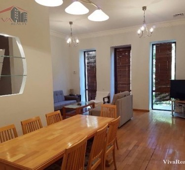 Apartment, 4 rooms, Yerevan, Downtown - 1