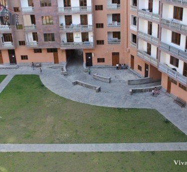 Apartment, 4 rooms, Yerevan, Arabkir - 1