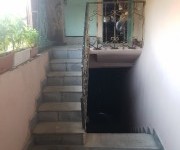 Особняк, 4 этажей, Ереван, Малатиа-Себастиа - 16