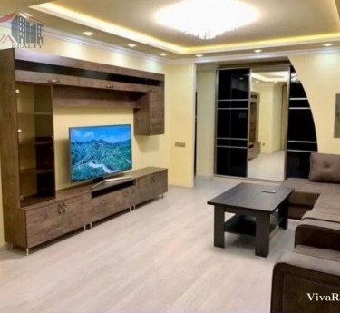 Apartment, 2 rooms, Yerevan, Downtown - 1