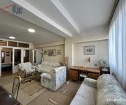 Apartment, 3 rooms, Yerevan, Downtown