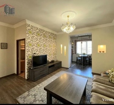 Apartment, 3 rooms, Yerevan, Arabkir - 1