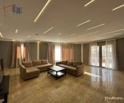 Apartment, 4 rooms, Yerevan, Downtown